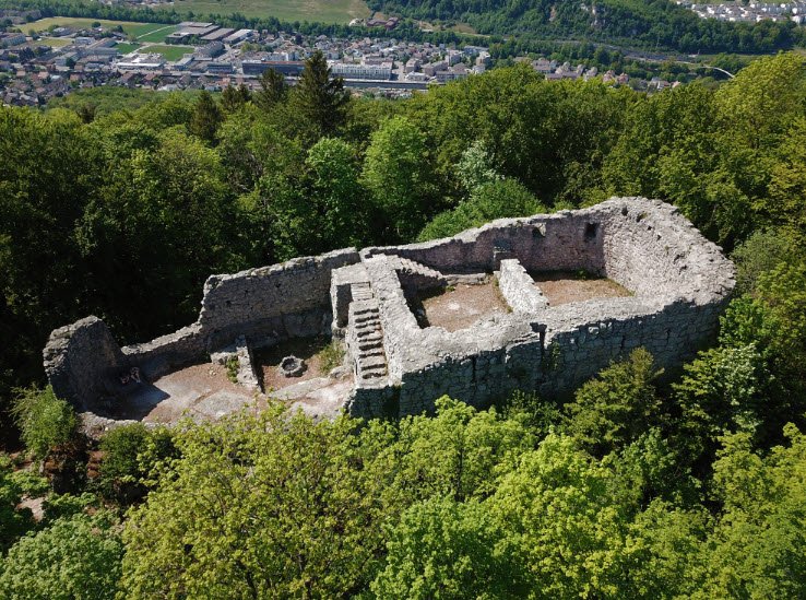 Ruine Alt Wartburg, Switzerland